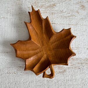 Vintage Wooden Carved Maple Leaf Trinket Bowl
